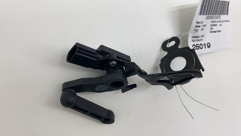 125097600B ⭕ 24-25 Cybertruck Rear Right Side Suspension Height Level Sensor 1250976-00-B