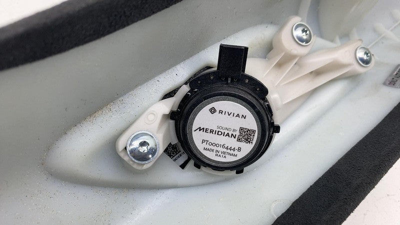 ⭕ 2022-2024 Rivian R1T R1S Front Left A-Pillar Upper Trim Cover Panel