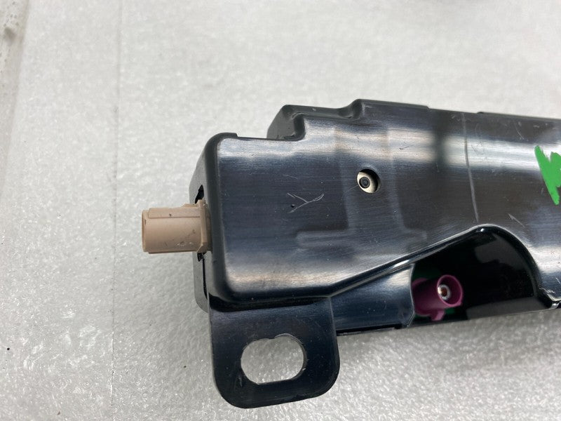 1585601 00 E ⭕ 2020-2024 Tesla Model Y MY WiFi Bluetooth Antenna Module Unit 1585601-00-E