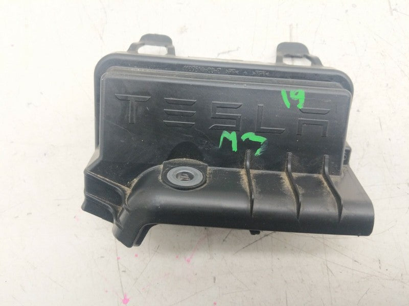 1109514 00 C ⭕ 2017-2022 Tesla Model 3 M3 Front Suspension Control Module Cover 1109514-00-C