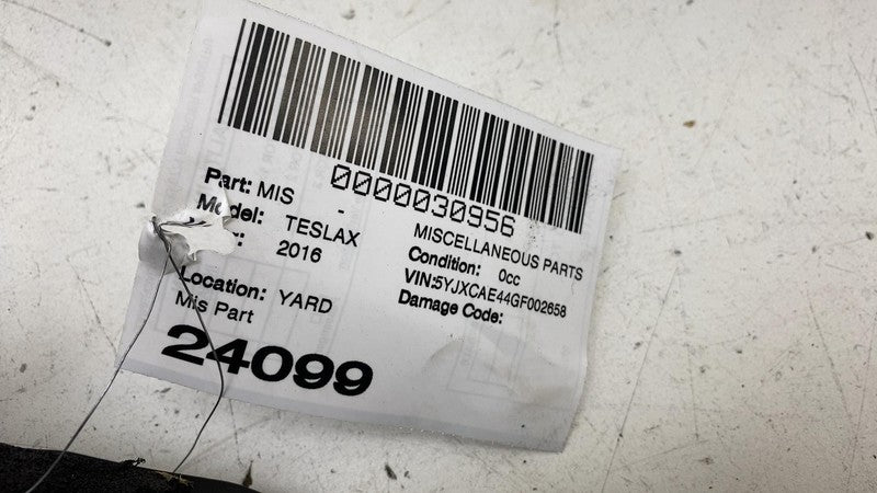 106044600A ⭕ 2016-2023 Tesla Model X Rear Left Active Spoiler Catch & Tube OEM 1046658-00-B