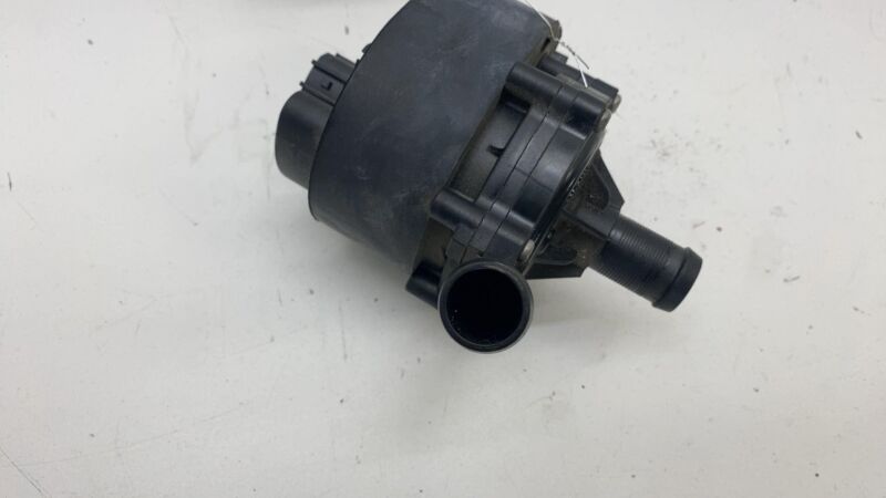 103534800C 2016-2020 Tesla Model S X Cooling System Auxiliary Water Coolant Pump FWD Assy