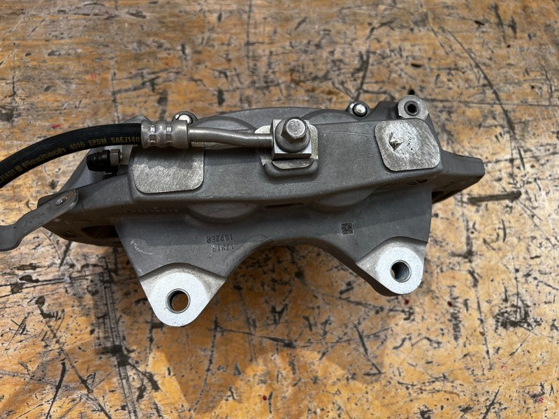 1044622-00 ⭕ 2017-2023 Tesla Model 3 Front Side Brake Caliper w/ Brake Line Right 1044622