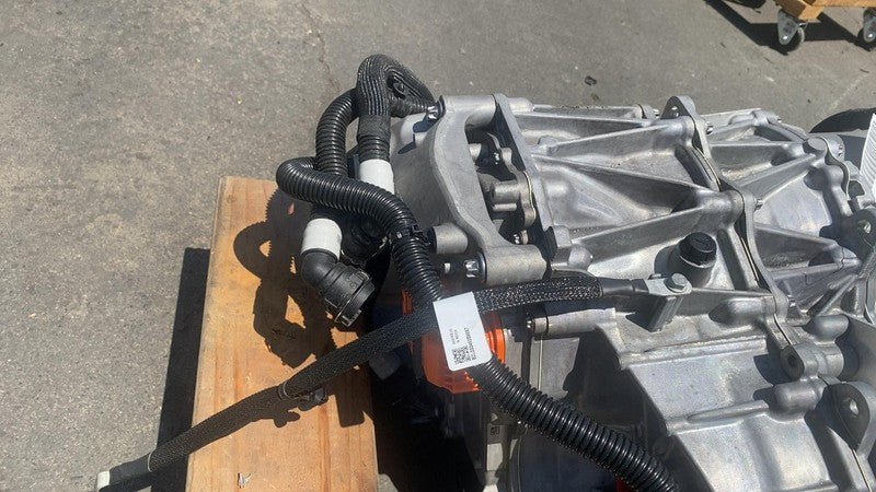 ⭕ 20-24 Model Y Rear Drive Unit Engine Motor Low Current 1120990-17-J