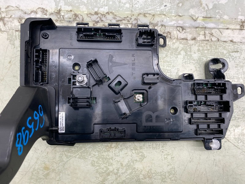 110034000G ⭕17-20 Tesla Model 3 Right Low Voltage Controller Electronic Module 1100340-00-G