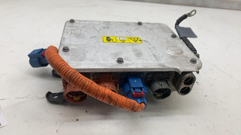 102884301A ⭕ 12-15 Tesla Model S Front High Voltage Junction Box Distribution 1028843-01-A
