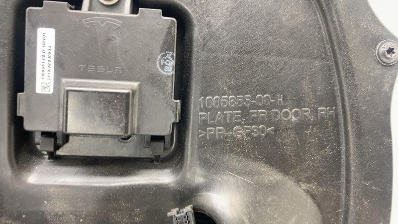 ⭕ 12-15 Tesla Model S Front Passenger Side Door Shell Panel Right Whit