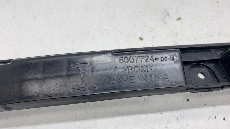 ⭕ 12-25 Model S Rear Body Attachment Bumper Center Support Bracket 600