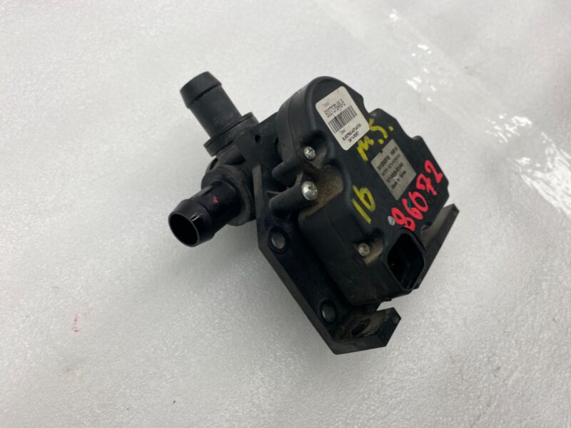 600737000B 2012-2020 Tesla Model S X Coolant Pump Cooling Valve Actuator 4-Way Assembly OEM
