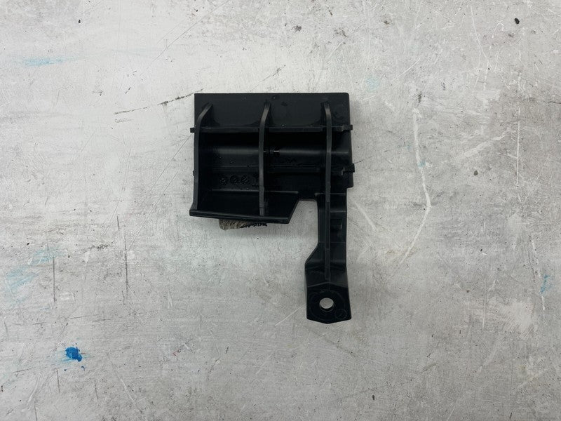 155537700B ⭕ 20-24 Model Y Passenger Rocker Panel Bracket Clip Support Right 1555377-00-B