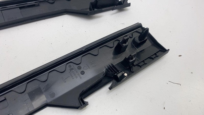 ⭕ 24 Cybertruck Rear Left & Right 2nd Row Seat Cover 1840064-00-C/1819