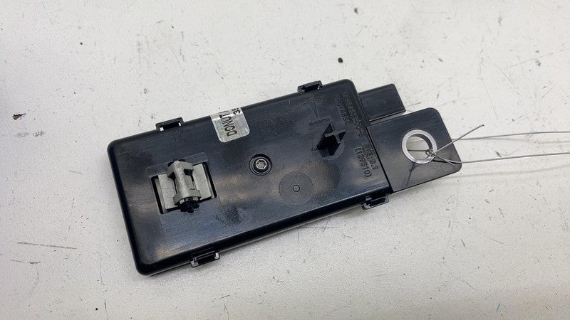 1780580-00-C ⭕ 24-25 Tesla Model 3 M3 Interior End Point Module Booster Assembly 1780580-00-C