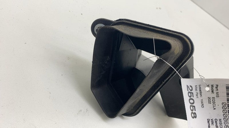 ⭕ 2022 Mercedes-Benz EQS 450+ Front Right Water Drain Valve Tube OEM A