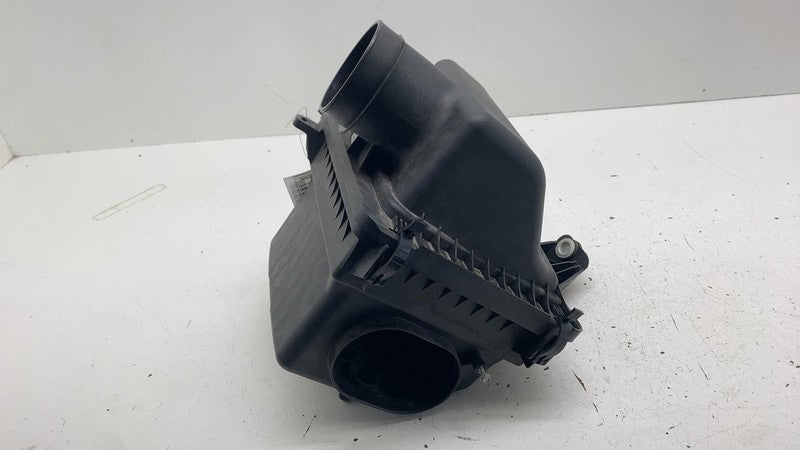 ⭕ 18-21 Lincoln Navigator Engine Air Cleaner Intake Filter Housing JL3