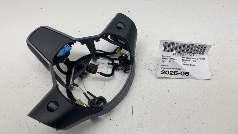 110155603C ⭕ 2017-2023 Tesla Model 3 Steering Wheel Trim w/ Control Function 1101556-03-C