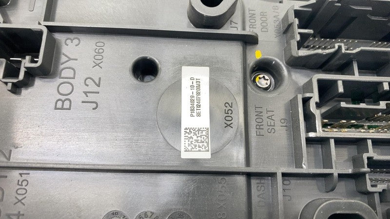 183462910D ⭕24-25 Model 3 Front Right Frunk Low Voltage Body Controller Module 1834629-10-D
