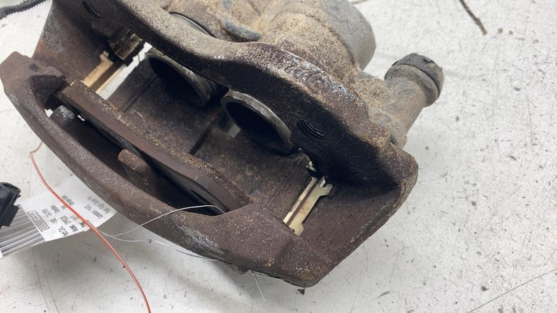 ⭕ 2014-2024 Ram ProMaster 2500 Front Passenger Caliper w/ Brake Hose Line Right