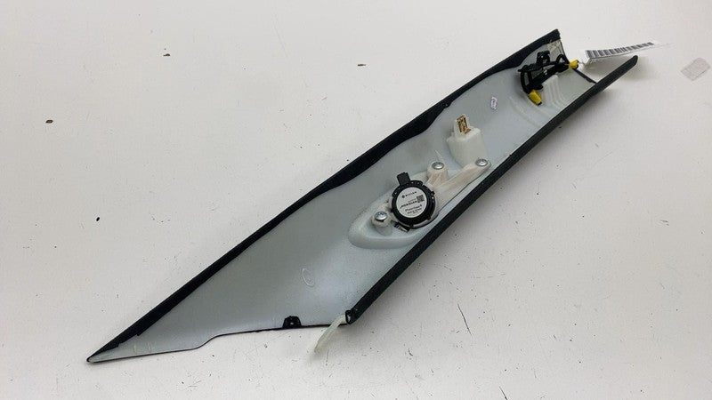 ⭕ 2022-2024 Rivian R1T R1S Front Left A-Pillar Upper Trim Cover Panel