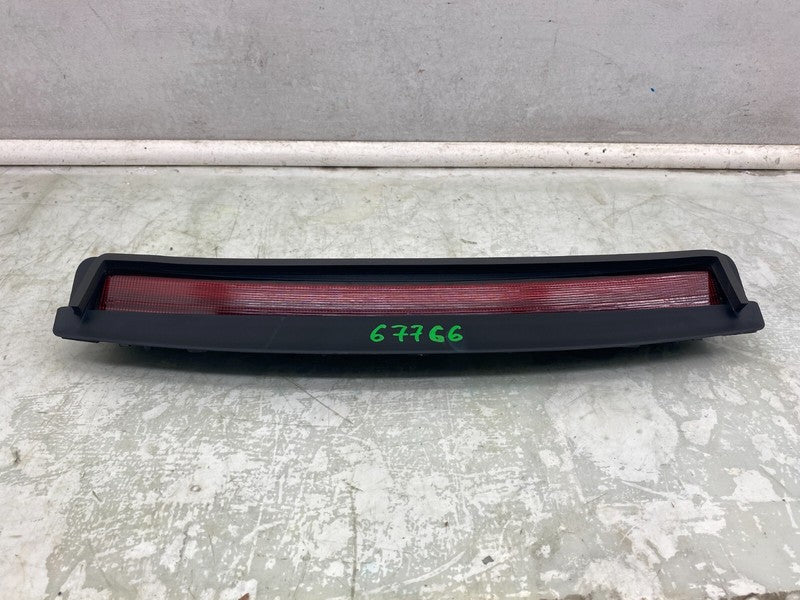 1077405 00 G ⭕ 17-23 Model 3 Rear Package Tray Lamp Inner 3rd Brake Stop Light 1077405-00-G