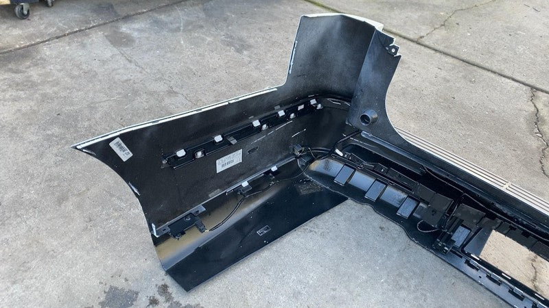 ⭕ 2018 2019 2020 2021 Lincoln Navigator Rear Bumper Cover Panel White