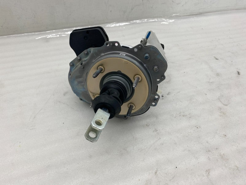 1044671 00 D ⭕ 2017-2023 Model 3 Power Brake iBooster Master Cylinder Reservoir 1044671-00-D