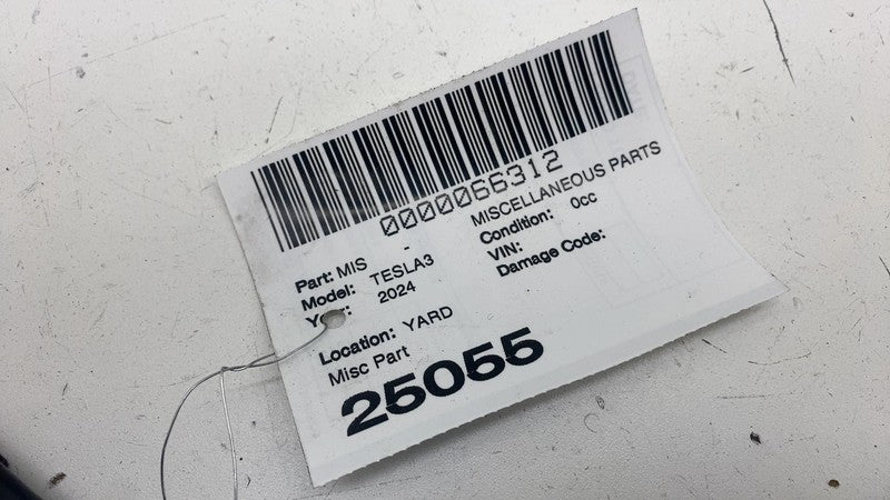 1780580-00-C ⭕ 24-25 Tesla Model 3 M3 Interior End Point Module Booster Assembly 1780580-00-C