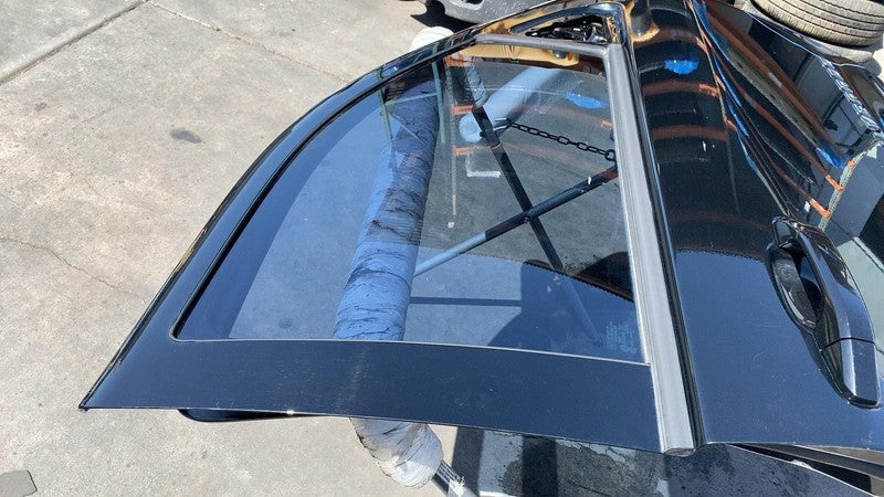 ⭕ 2014-2019 Chevrolet Silverado 1500 Front Right Door Shell Panel RH Black U8555