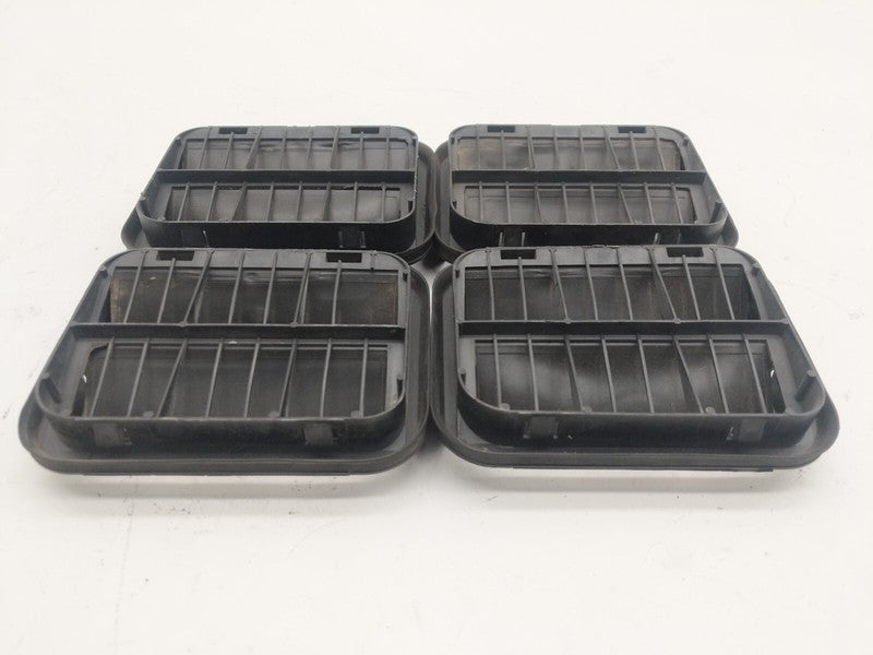 2F2A B280B62 AB ⭕ 12-20 Tesla Model S Rear Quarter Panel Rubber Flap Extractor Air Vent Grille