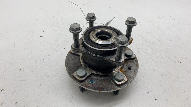 PT00031233E ⭕ 2022-2025 Rivian R1S Front Passenger Side Wheel Hub Bearing Right PT00031233-E