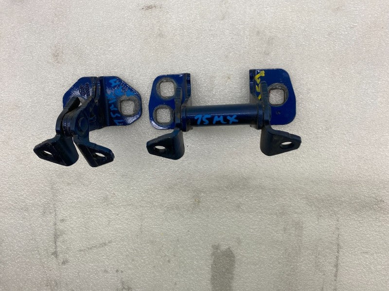 ⭕2016-2020 Tesla Model X Front Right Upper & Lower Door Hinge Closure Assist SET