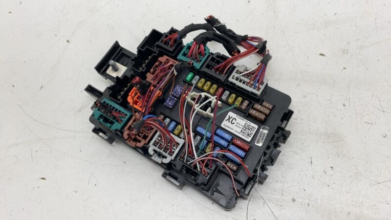 103440901C 16-20 Model X Front Junction Cabin Fuse Box Relay Control Frunk 12V 1034409-01-C