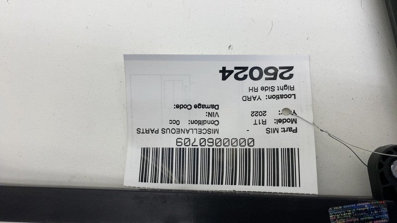 PT00009493G ⭕ 22-24 Rivian R1T Passenger Side Door Corner Glass Right Assembly PT00009493-G
