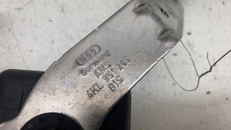 4KL 951 285 19-23 Audi E-Tron Quattro Anti Theft Alarm Siren Horn Signal & Bracket 4KL951285