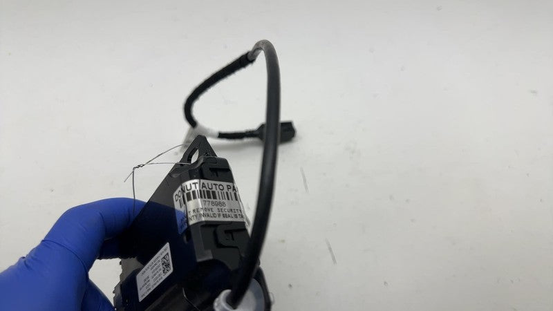 ⭕ 17-23 Model 3 Center Console Front USB Hub Charger Control Module 10