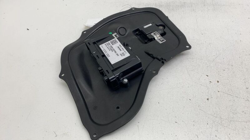 100310100E ⭕12-20 Tesla Model S Front Right Door Plate Panel w/ Control Module 1002458-00-H