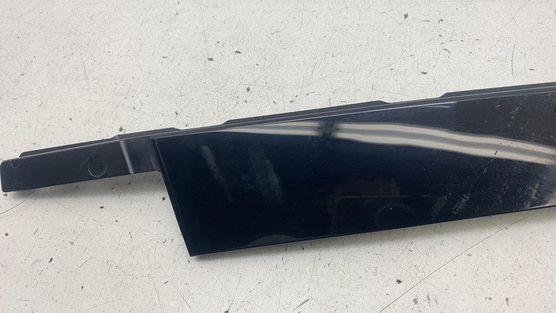 4KE 837 901 ⭕ 19-23 Audi E-Tron Front Left Door Window B-Pillar Applique Molding 4KE837901