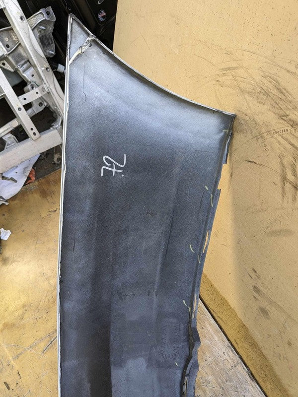 ⭕2012-2015 Tesla Model S Rear Bumper Cover Assembly (Non-Park Sensor T