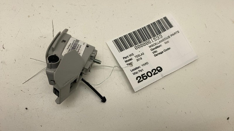 1099161-00-H ⭕ 2017-2023 Tesla Model 3 Rear Right Roof Coat Hook Hanger Bracket 1099161-00-H