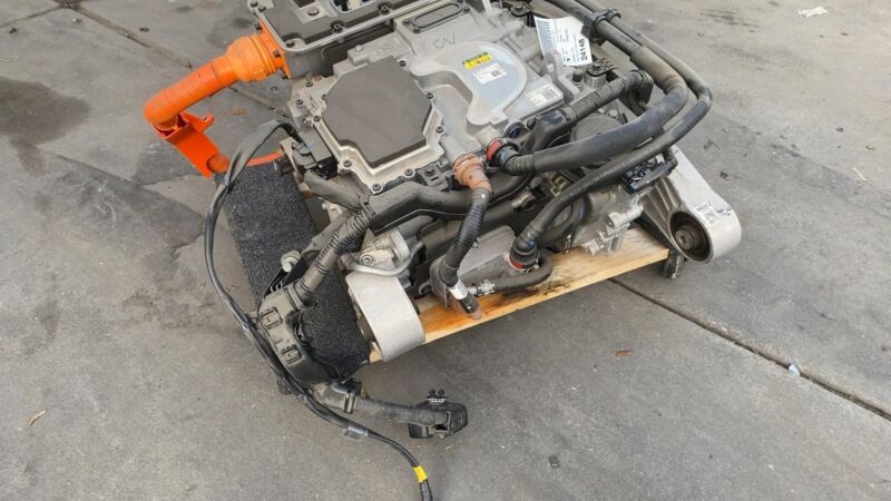 366011XFM0 2022 2023 2024 Kia EV6 Electric Engine Rear Drive Unit Motor Assembly RWD