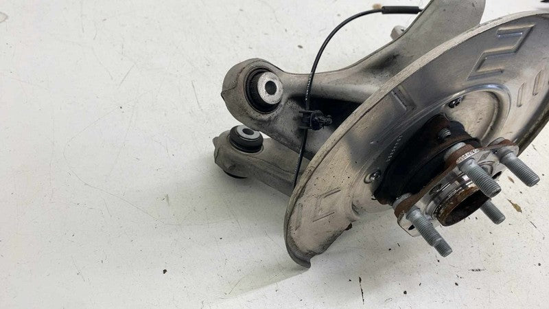 ⭕ 17-23 Model 3 Rear Left Spindle Knuckle w/ Hub (142mm Driven) LH 104