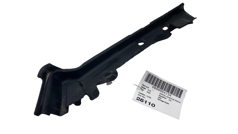 ⭕ 22-25 Rivian R1S Front Passenger Side Trough Finisher Cover Right PT