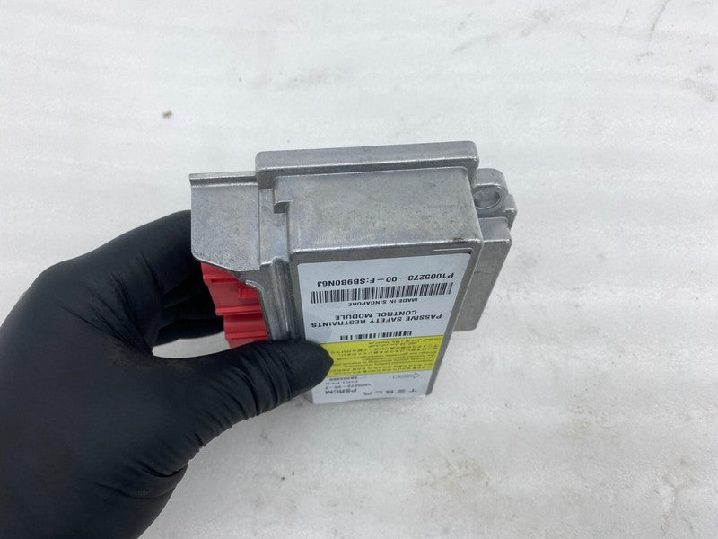 100527300F ⭕ 2012-2015 Tesla Model S Passive Safety Restraints Control Module 1005273-00-F