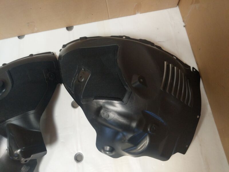 705-269243-4 2020-2024 Tesla Model Y MY Front Left Fender Wheel Arch Liner Splash Shield LH