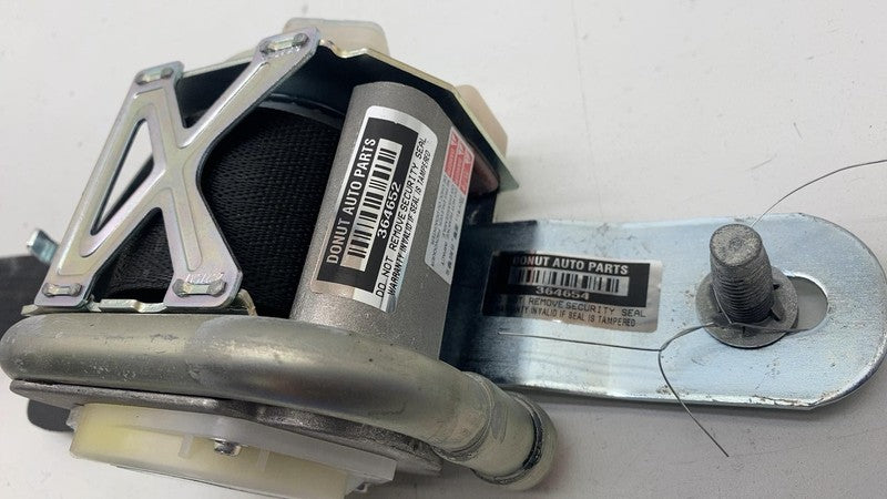 ⭕ 2016-2020 Tesla Model S Front Right 1st Row Seat Belt & Retractor 10