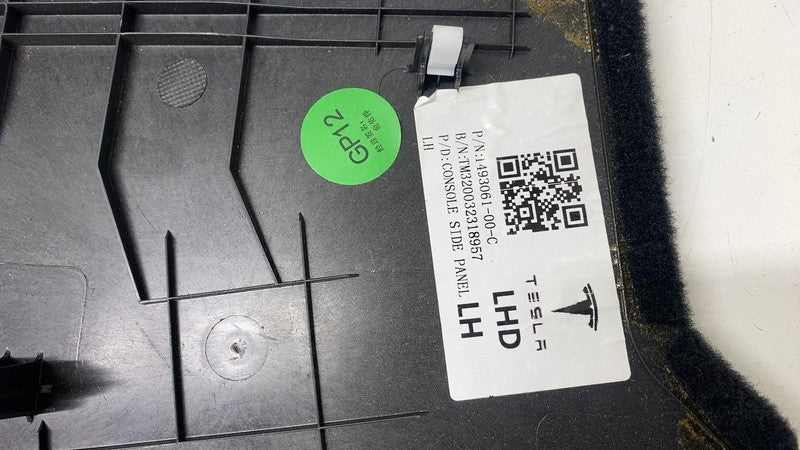 ⭕ 2021-2023 Tesla Model Y MY Front Center Console Armrest w/ Side Pane