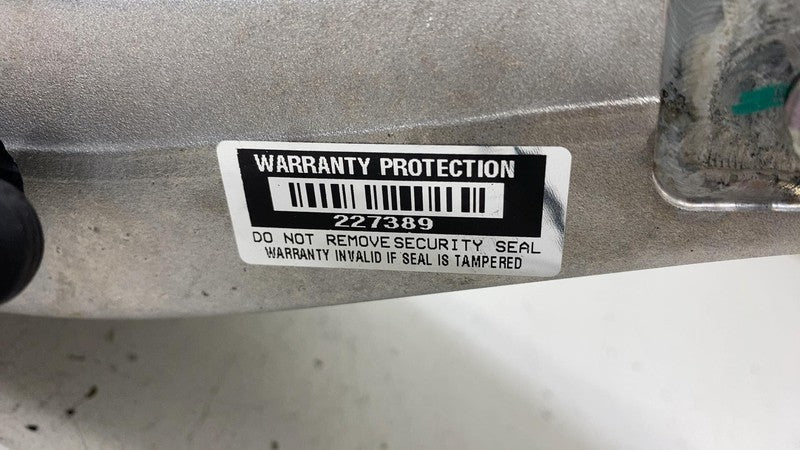 ⭕ 2022-2024 Rivian R1T Front Left Driver Side Spindle Knuckle LH OEM P