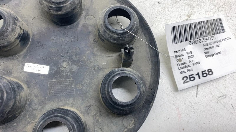 ⭕ 2022 Rivian EDV-700 Amazon Truck Wheel Center Hub Cap PT00044781