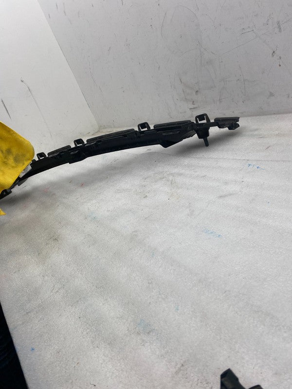 1003691 00 B ⭕12-20 Model S Rear Left/Right Rocker Panel Molding Support Bracket 1003691-00-B