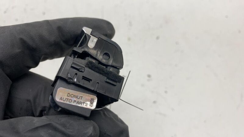 4K0959831 ⭕ 19-23 Audi E-Tron Quattro Tailgate Door Release Open Switch Button 4K0959831
