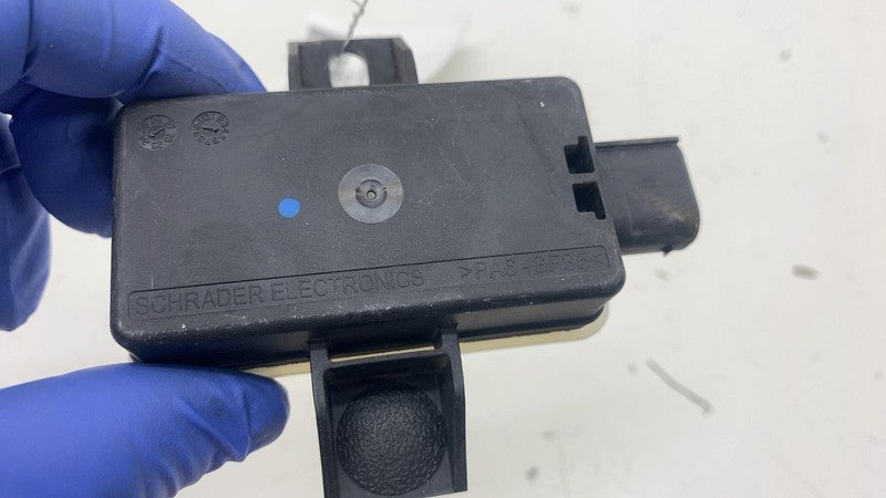 ⭕ 2025 Ram 1500 Pickup Control Module Receiver Unit OEM 68530444AC